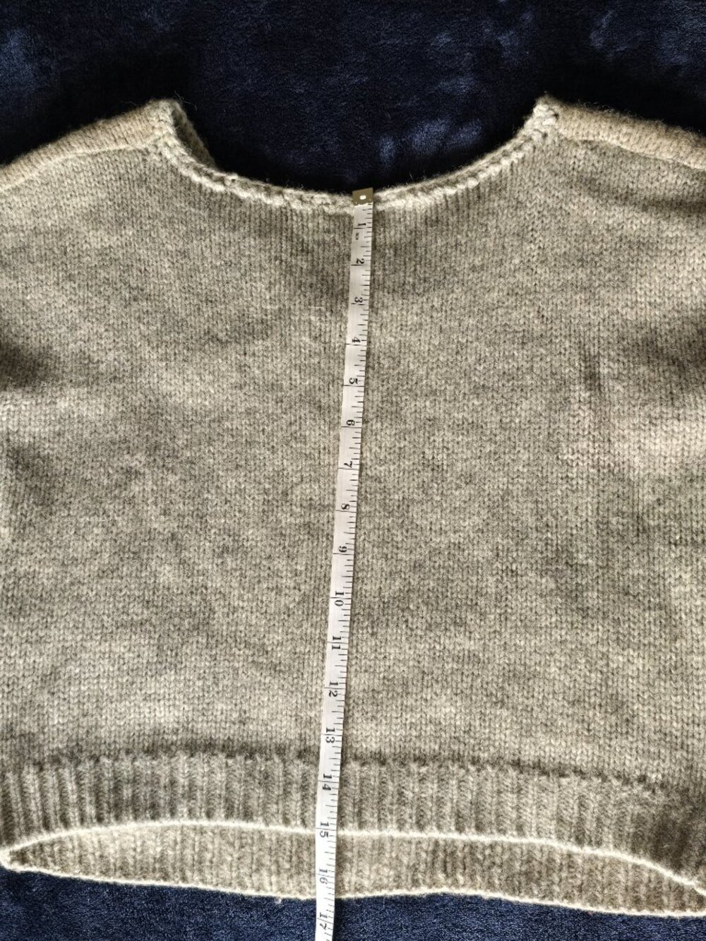 Vintage Cropped Argyle Sweater Vest Fuzzy Knit Neutral Size M - Picture 7 of 8